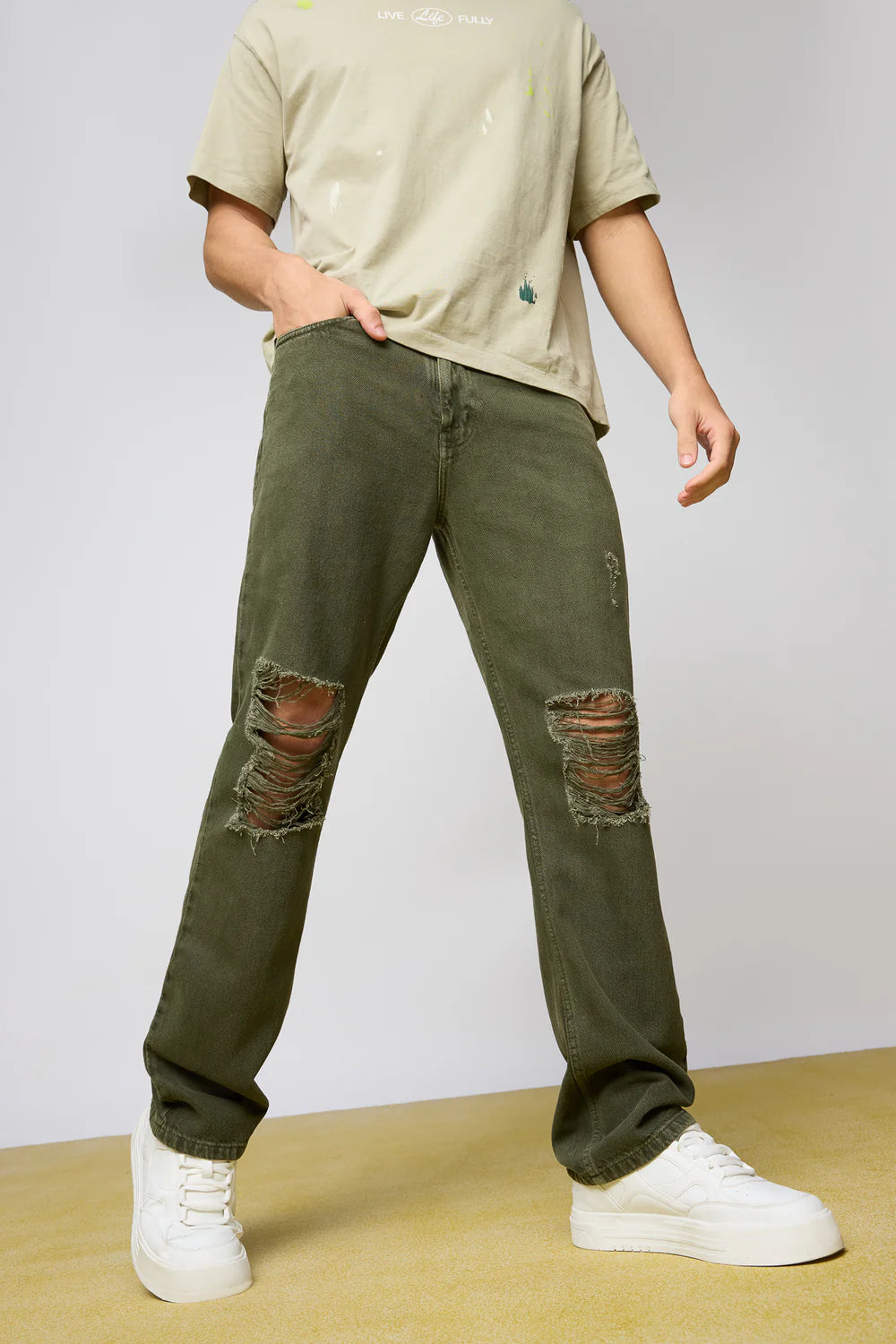 Men’s Olive Nomad Faded Distressed Straight Jeans