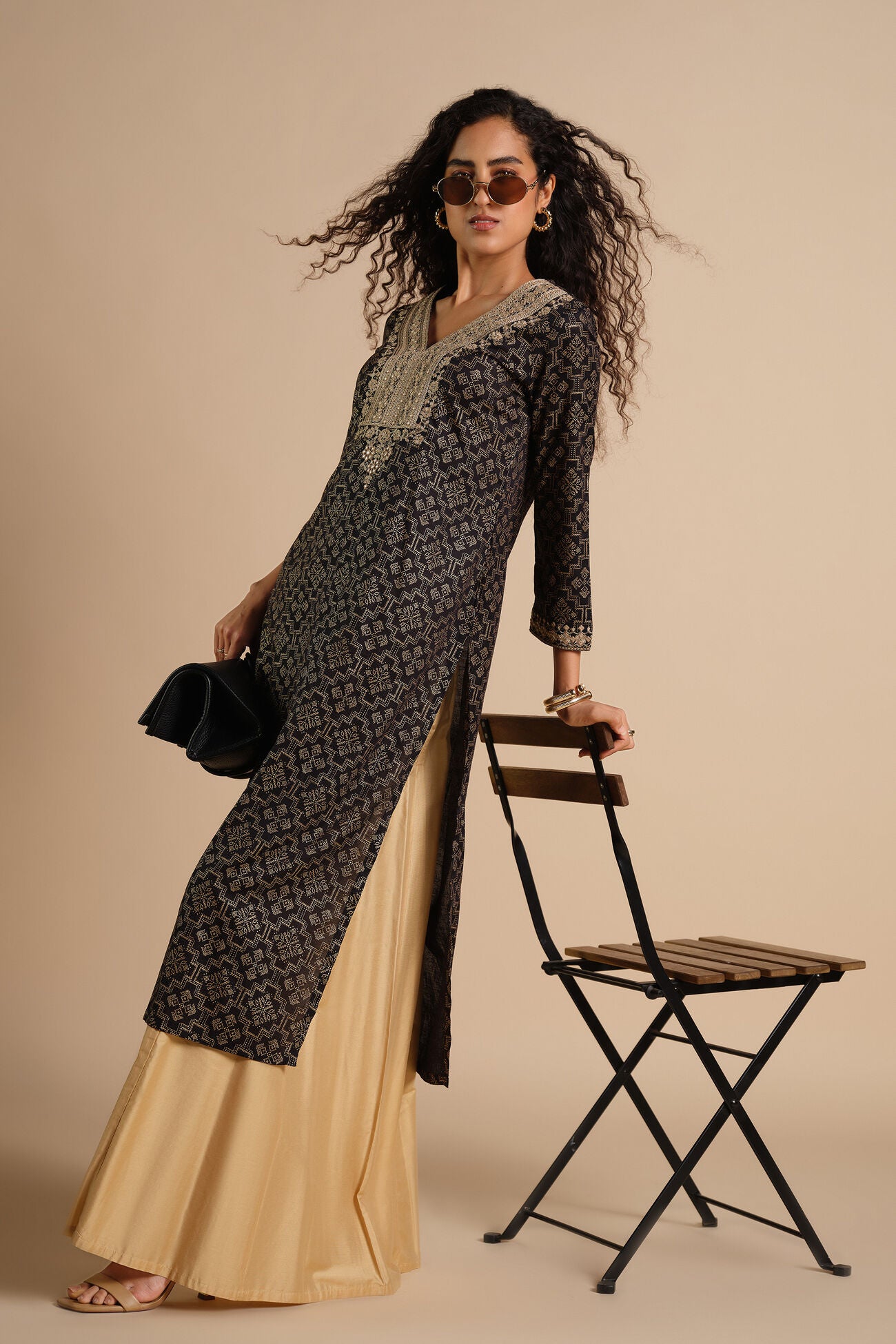 Fashionable Mast Kurta Set for Women for Special Occasions
