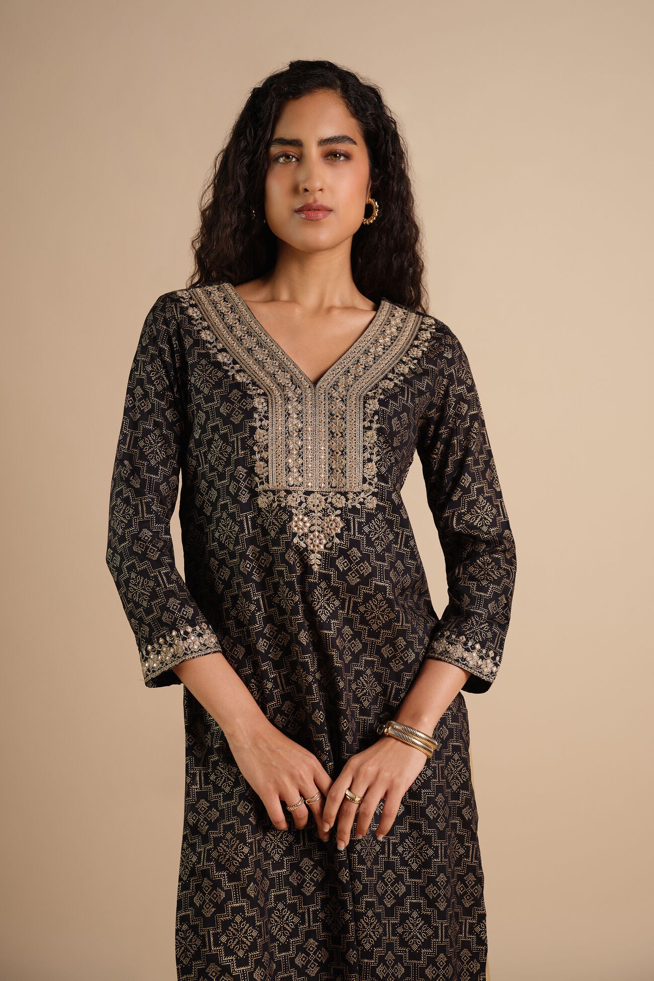 Fashionable Mast Kurta Set for Women for Special Occasions