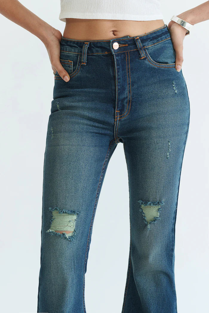 Fashionable Retro Blue Bootcut Jeans for Women Offering Classic Denim Design, Soft Stretchable Fabric, and Chic Vintage-Inspired Look