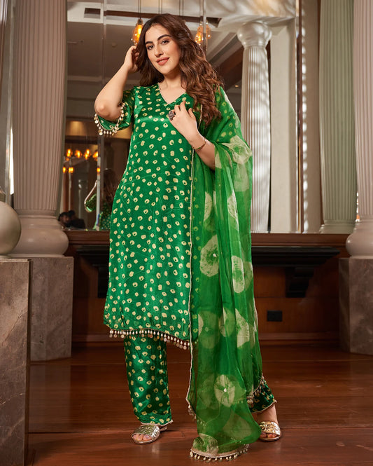 Stylish Green Bandhani Silk Three-Piece Suit Set Highlighting Exquisite Print, Classic Cut, and Flowing Dupatta for Weddings, Parties, and Cultural Celebrations