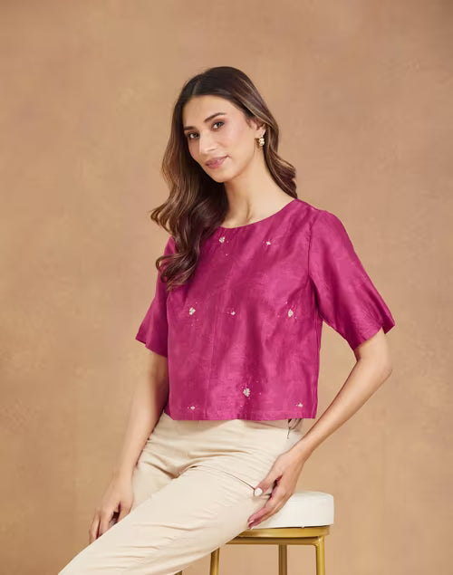 Classic Short Top in Cotton Silk with Elegant Pink Embroidery