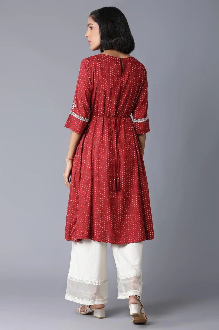 Stylish Brick Red Gathered Kurta with Flowy Silhouette