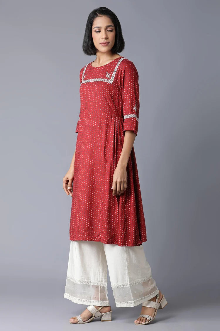 Stylish Brick Red Gathered Kurta with Flowy Silhouette