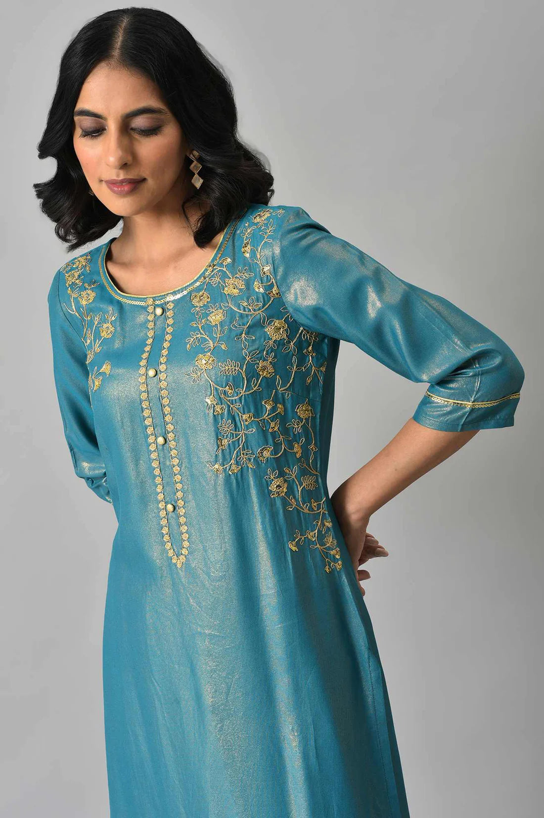 Sophisticated Blue Kurta Featuring Intricate Zari Embroidery and Coordinated Printed Culottes Offering a Modern yet Traditional Ensemble for Weddings and Celebrations