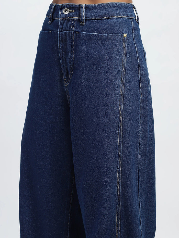 Women’s Relaxed Fit Blue Cotton Blend Boyfriend Jeans with Casual Everyday Comfort and Versatile Style