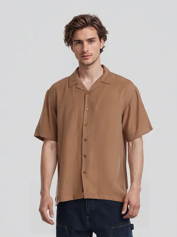 Rust Solid Relaxed Fit Casual Shirt For Men