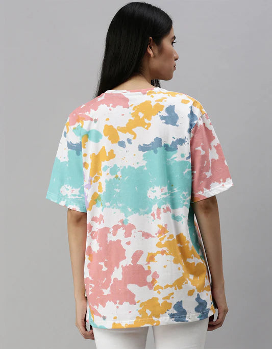 Trendy Oversized T-shirt with Colorful Tie-Dye and Mickey Design