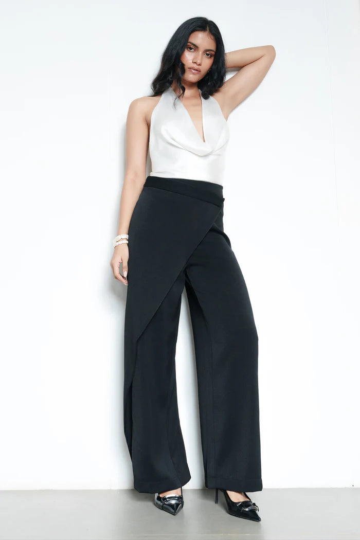 Women’s Basic Black Pareo Straight Pants Featuring Korean-Inspired Design, Comfortable Relaxed Fit, and Minimalist Everyday Chic Style