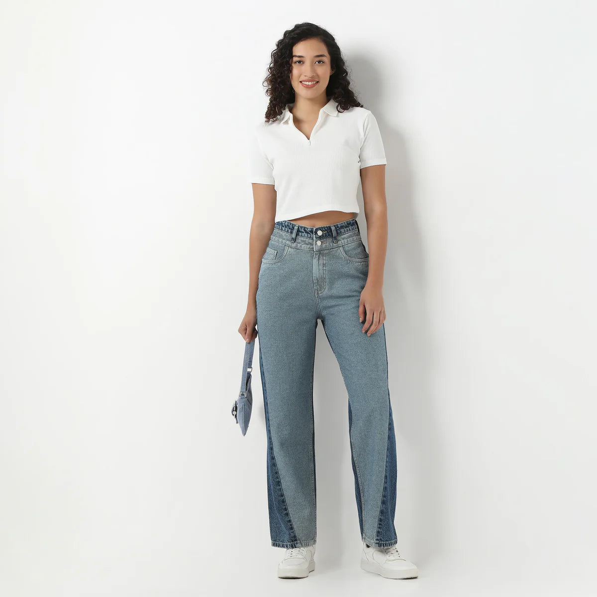 Women’s Two-Tone Straight Fit Denim Jeans Featuring Contrasting Color Design, Comfortable Fit, and Effortless Everyday Casual Style