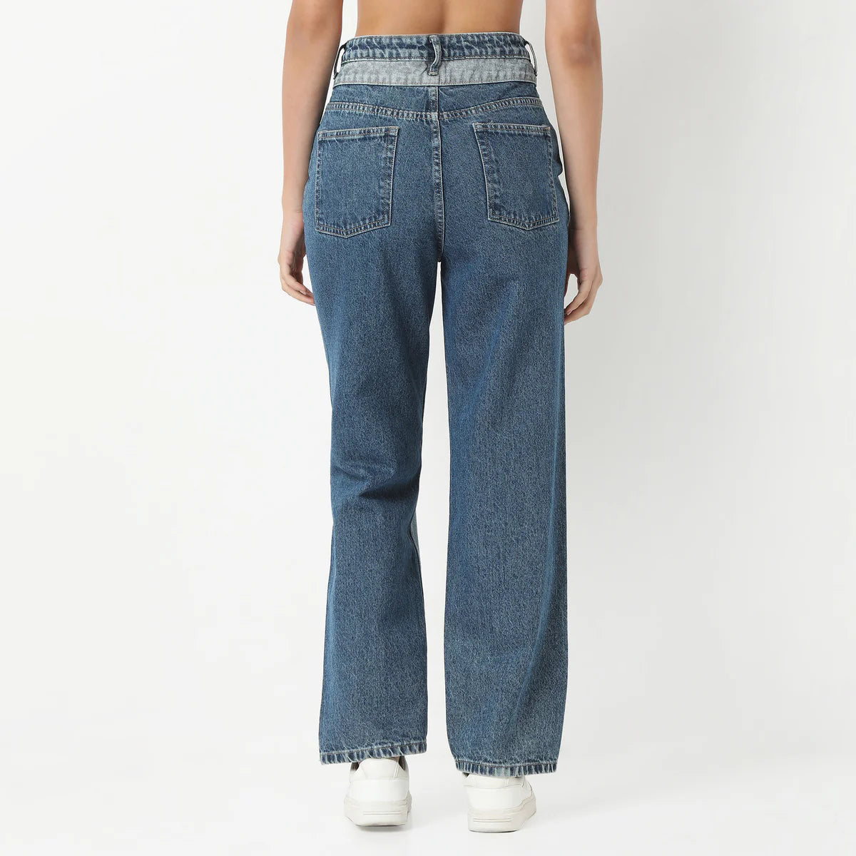 Women’s Two-Tone Straight Fit Denim Jeans Featuring Contrasting Color Design, Comfortable Fit, and Effortless Everyday Casual Style